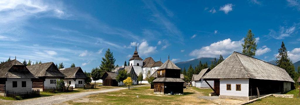 Chalupa Ліптовський Мікулаш Екстер'єр фото